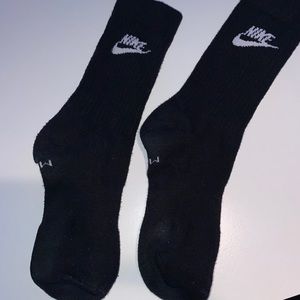 Black Nike socks